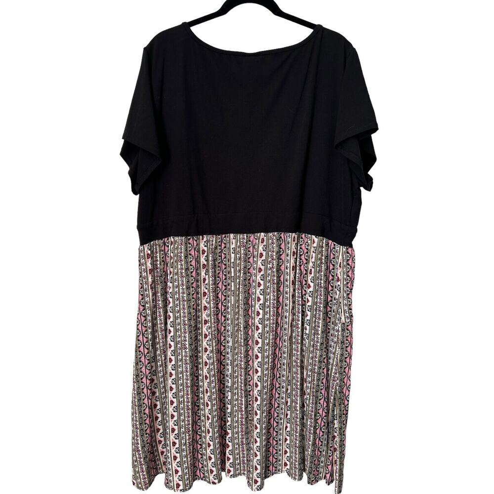 Torrid Dress Womens Size 4 Black Floral Scoop Neck Pockets Short Sleeve Pockets - Picture 7 of 16